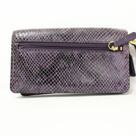 Coach Wristlet - Picture 2 of 7